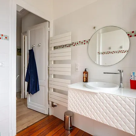 Parc De 250 M 鲁瓦扬