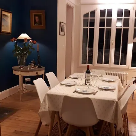 Parc De 250 M * 鲁瓦扬