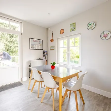 Willa Parc De 250 M *